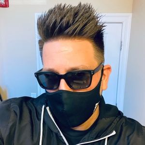 Meet your Posher, Eric